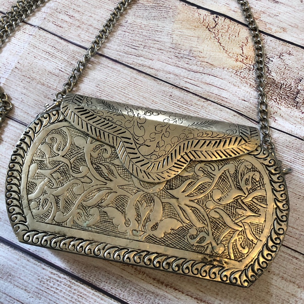 Elegant Gold Shoulder Bag